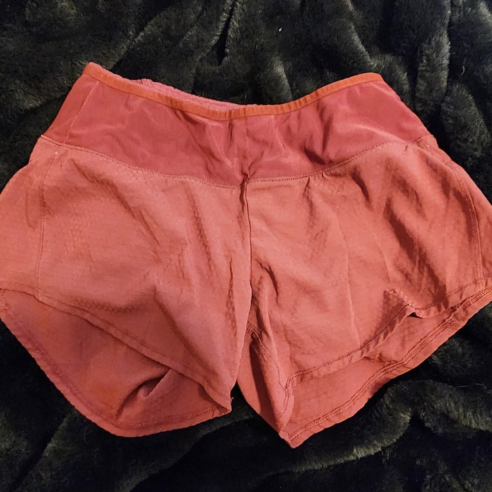 Oiselle roga